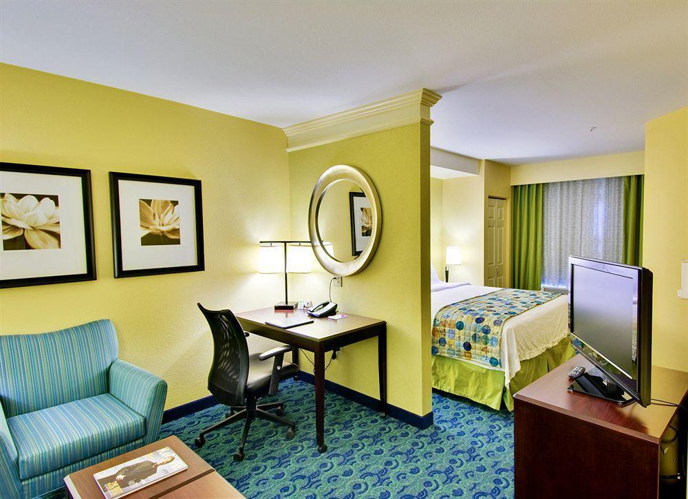Springhill Suites By Marriott Corona Riverside Bilik gambar